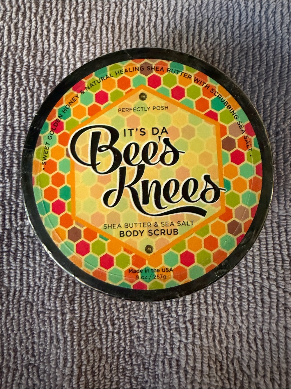 Perfectly Posh It's Da Bee's Knees Body Scrub - Sealed, Discontinued